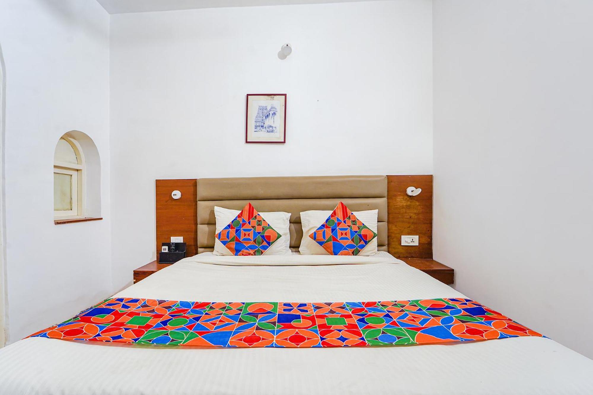 Fabexpress Le Aham Boutique - Auroville Beach - 600M Пондичерри Экстерьер фото