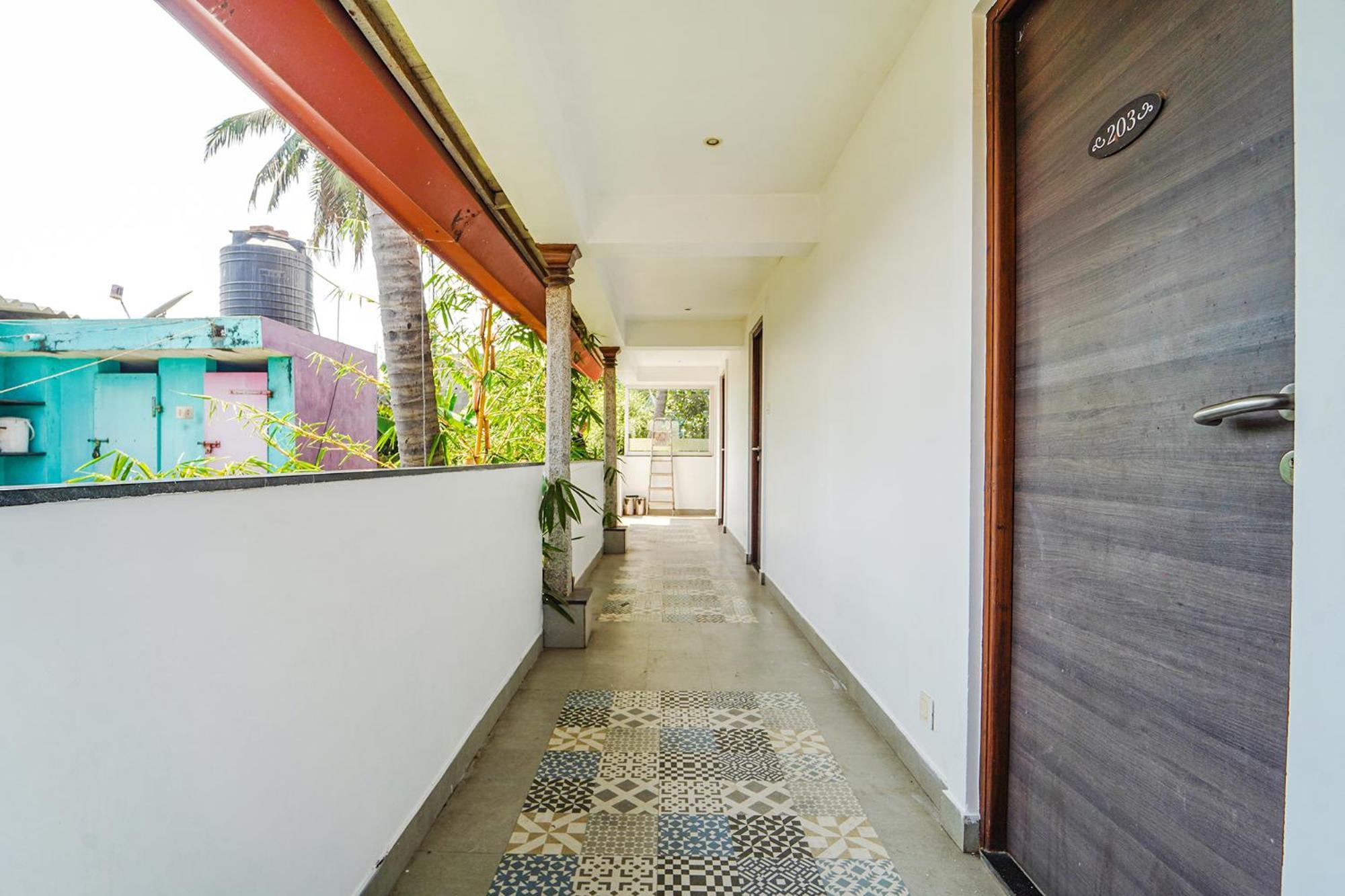 Fabexpress Le Aham Boutique - Auroville Beach - 600M Пондичерри Экстерьер фото